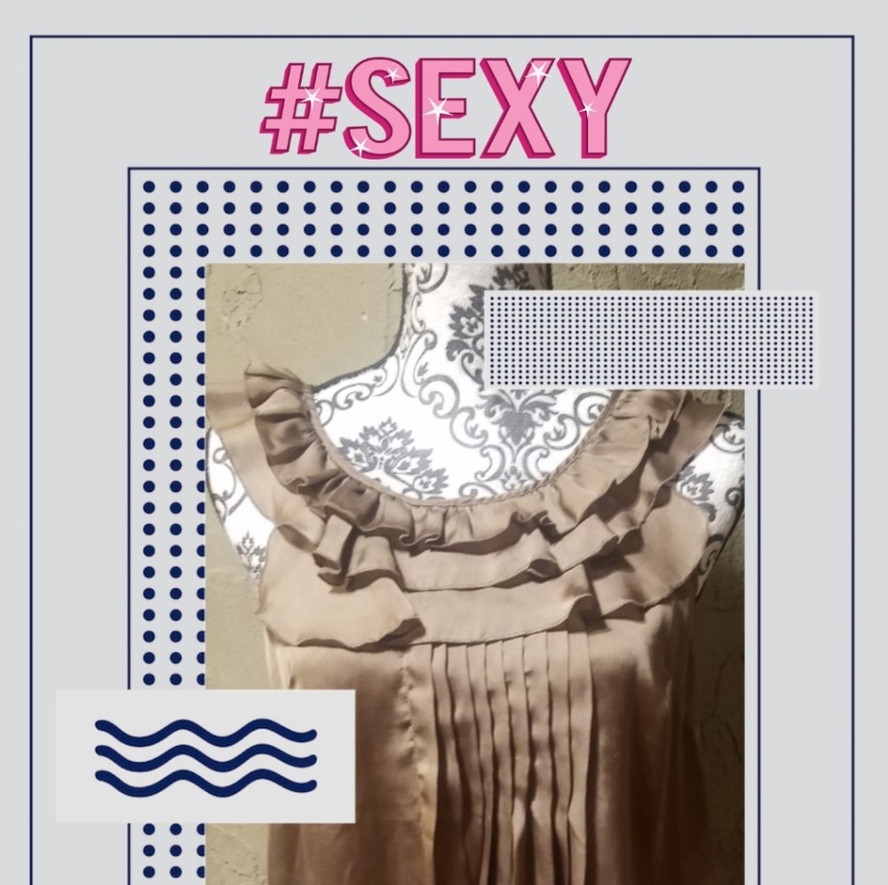 Sleeveless tunic